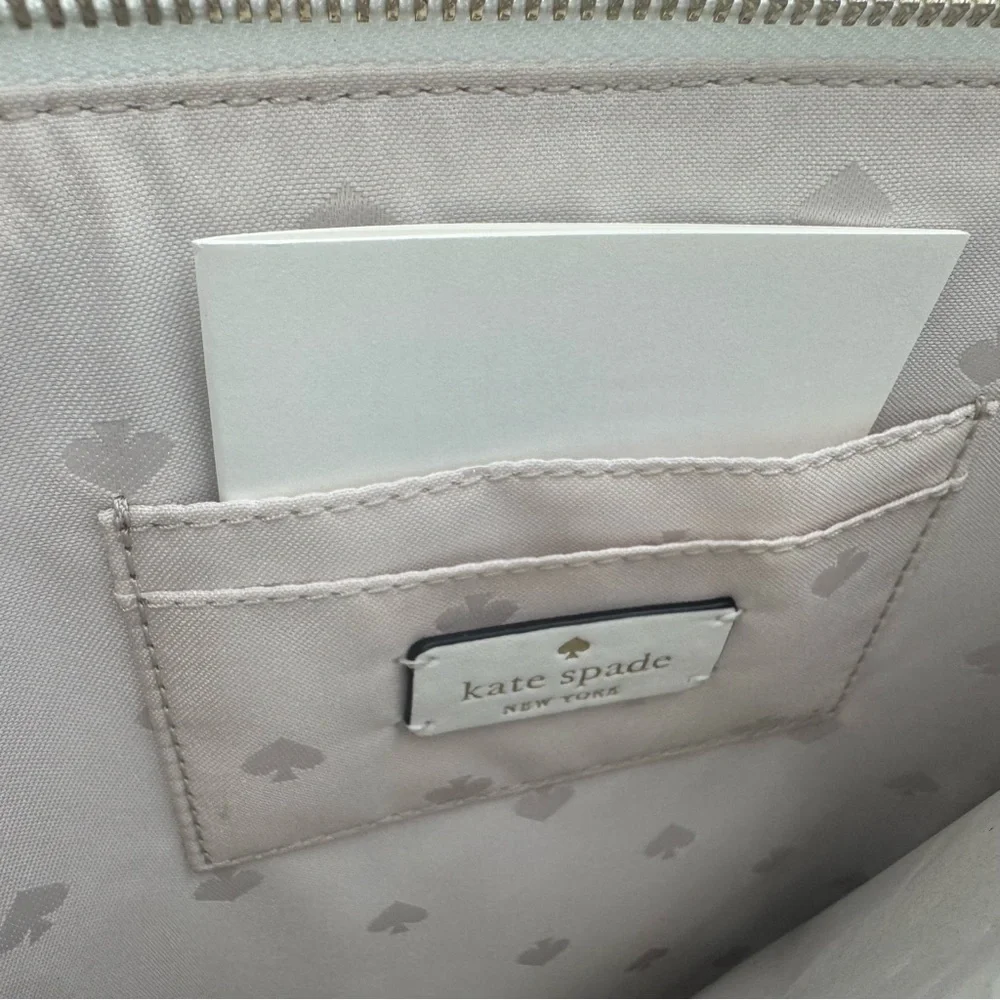 Kate Spade Street Striped Printed Yellow and White Canvas Clutch Zip Pouch NWT - Picture 5 of 8